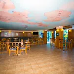 Chaika Отель 3*